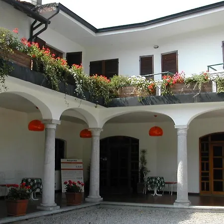 Albergo Riviera 酒店 贝特纳斯科