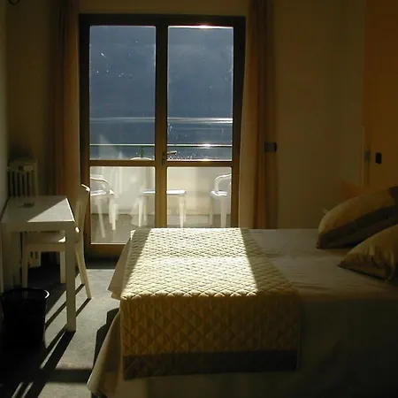Albergo Riviera Hotel Pettenasco