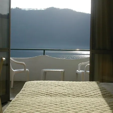 Albergo Riviera 3* 贝特纳斯科
